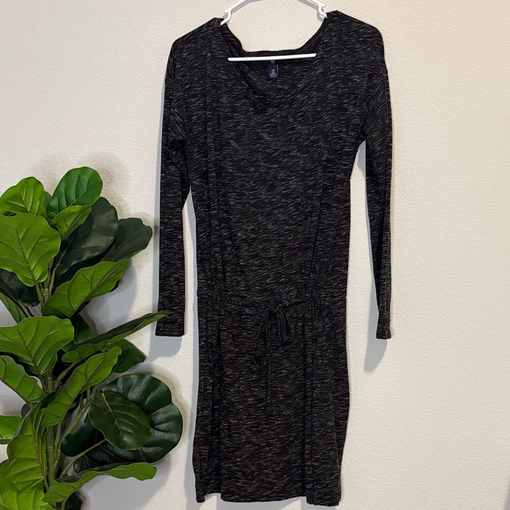 GAP Charcoal gray Heathered Long Sleeve Dress with drawstring waist Medium